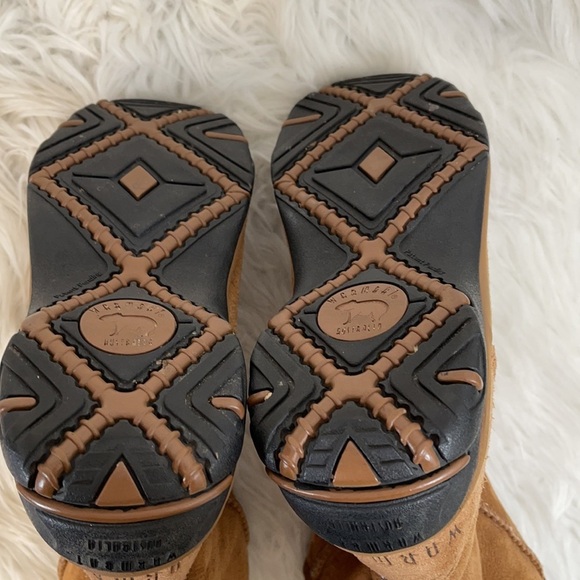 Warmbat Australia Warm and Comfy Brown Boots - Picture 9 of 11